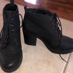 Bershka Lace up black heels boots